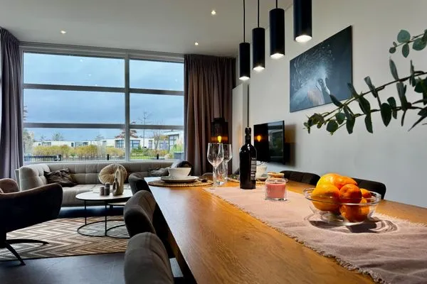  Marina Strandbad Chalet Waterlijn mit Zaun Haus Nr. 91