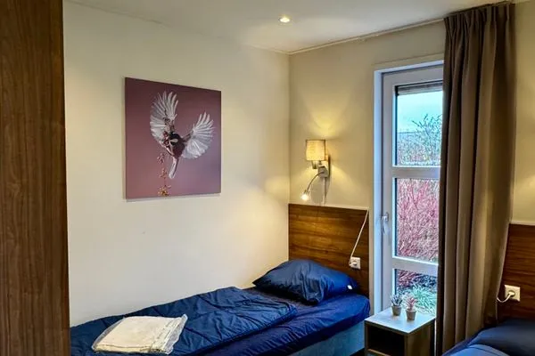  Marina Strandbad Chalet Waterlijn mit Zaun Haus Nr. 91