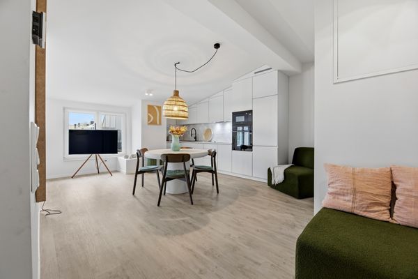  Top Floor Apartment A15 mit großer Terrasse im "Pine Hill Resort" Usedom - Küche / Küchenzeile