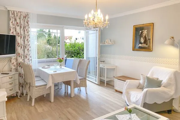 Wohnzimmer  Haus Midsommer App. 7 - Moderne Ferienwohnung mit Balkon