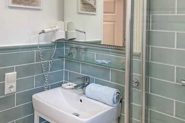 Badezimmer  Haus Midsommer App. 11 - Strand, Sonne & Südwestbalkon