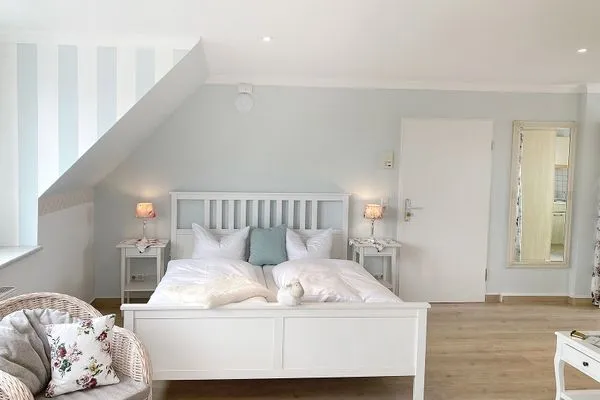 Wohnzimmer  Haus Midsommer App. 14 - zentral & strandnah mit 2 Schlafzimmern auf zwei Etagen