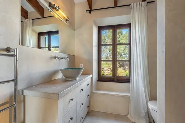 Bathroom  Finca Es Rotagut
