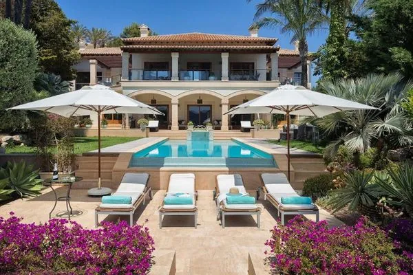 Pool  Villa Coral Mallorca