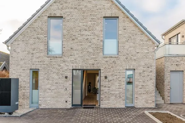 Fassade / Eingang  Wellnesshaus Strandläufer