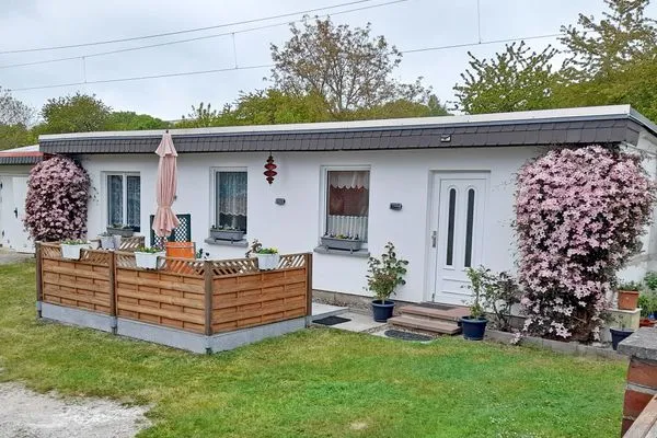 Hauptansicht  Ferienhaus Figelski mit Terrasse in Sassnitz