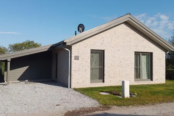 Hauptansicht  Ferienhaus  JadeMuschel