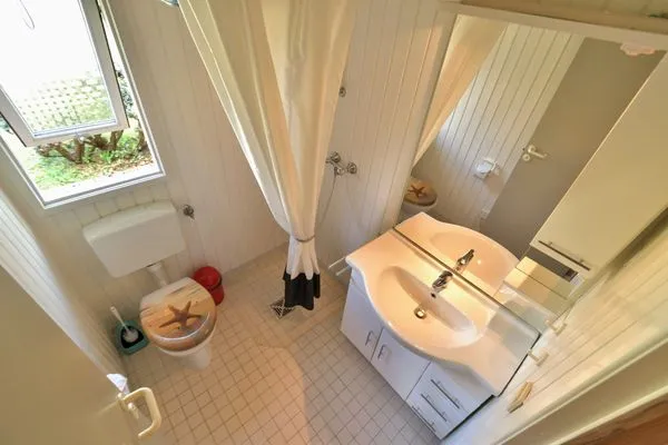 Badezimmer  Ferienhaus Typ A