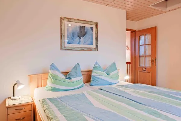 Schlafzimmer  Ferienwohnung Urlaub am Meer