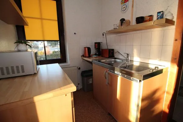 Küche / Küchenzeile  Ferienwohnung Vieth in Sassnitz auf Rügen mit Sitzplatz im Garten
