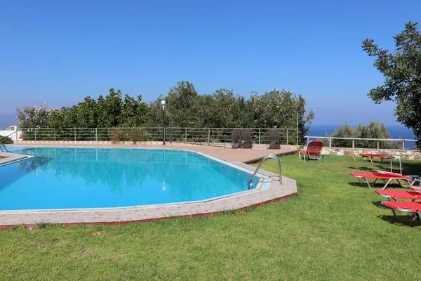 Pool  Kounenos Studio 2