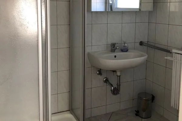 Badezimmer  Ferienhaus Karger in Sagard auf Rügen mit Terrasse und Garten