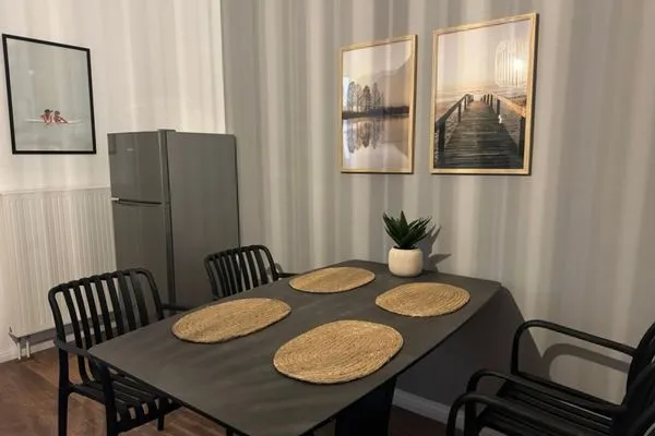 Küche / Küchenzeile  Gemütliches Appartement "Hans" in Köthen mit 4 Schlafzimmern