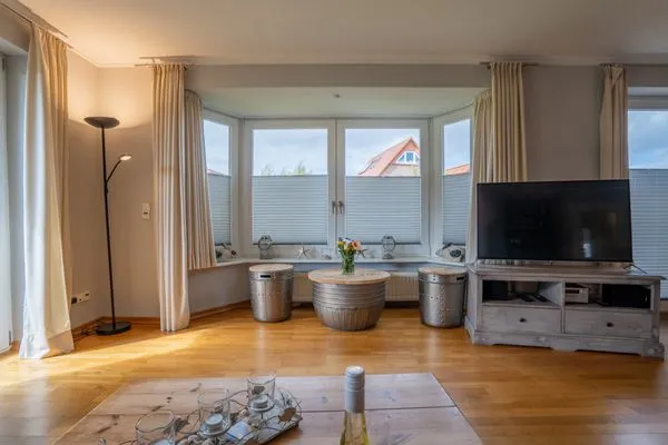 TV  Lister Reede Garten