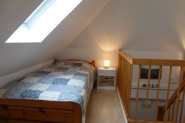 Zwei Einzelbetten DG  Lister Tor 01