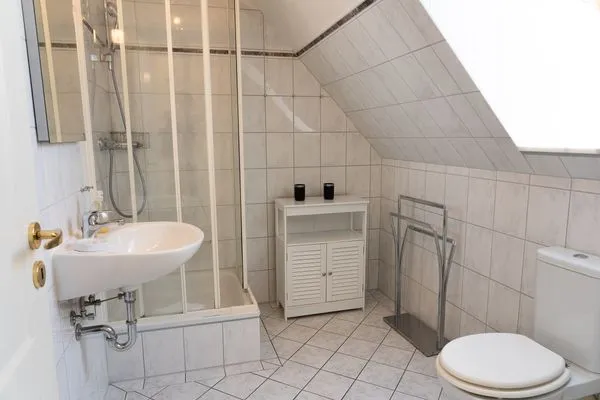 Badezimmer  Lister Reede Studio