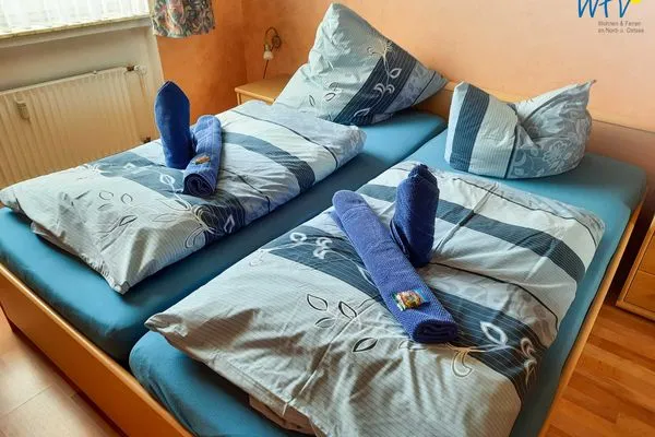 Schlafzimmer Holiday Residenz I Ferienwohnung Inselheimat B42