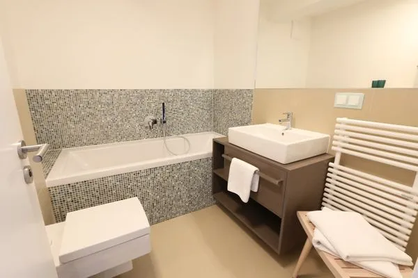 Badezimmer  FeWo Meerzeit Dachterrasse & Spa in Block 1