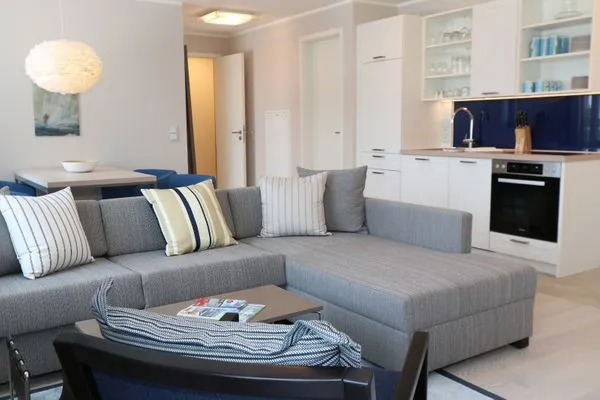 Wohnzimmer  FeWo Meerzeit Dachterrasse & Spa in Block 1