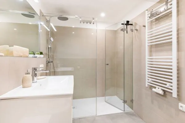 Badezimmer  FeWo Unsere Perle in PRORA - 4.01