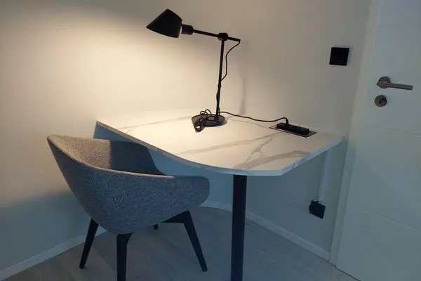 Ferienwohnung Wiesenkieker Ostseebad Wustrow - ZweiWasser Alte Seefahrtschule Home-Office Arbeitsplatz  Wiesenkieker