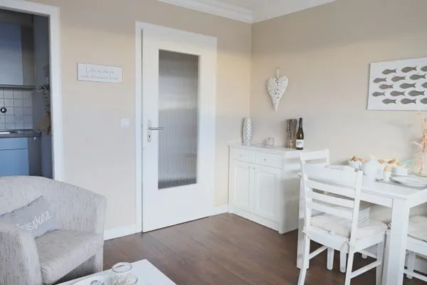 Wohnzimmer  Kjeirstr. 19-21, Whg. 101