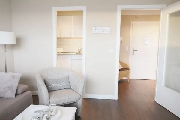 Wohnzimmer  Kjeirstr. 19-21, Whg. 101