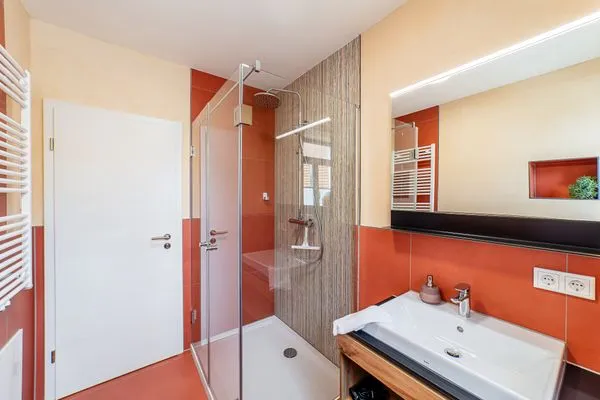 Badezimmer  Apartment mit Terrasse "Traumhopfen"