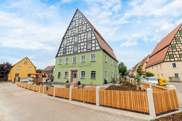 Hauptansicht  Apartment mit Terrasse "Blumentraum"