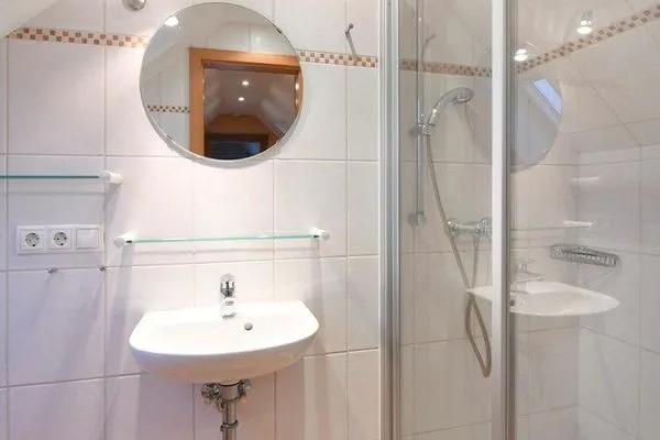 Badezimmer Maisonette-Wohnungen am Steingarten Ferienwohnung 2