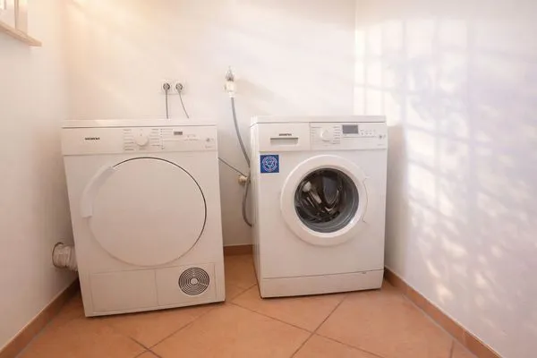 Fassade / Eingang  Roter Sand