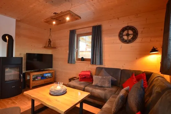 Wohnzimmer  Holzar Chalet - Feriendorf Via Claudia Haus 72