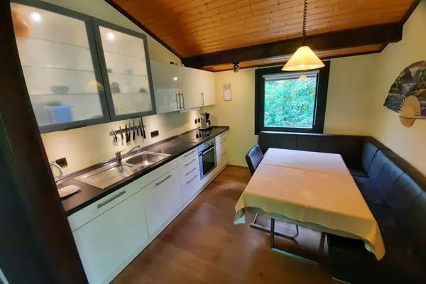 Küche / Küchenzeile  Ferienhaus  Romantikruhe