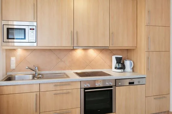 Küche / Küchenzeile  Robbenplate