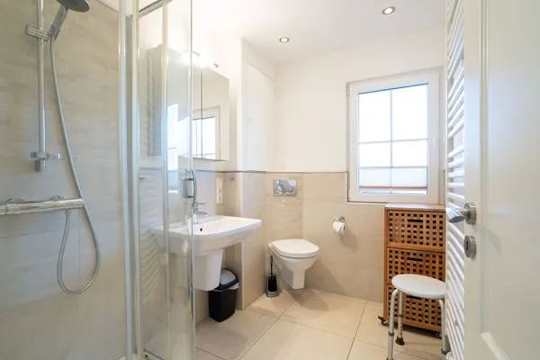 Badezimmer  (ULM14a) Ferienhaus "Strandmuschel"