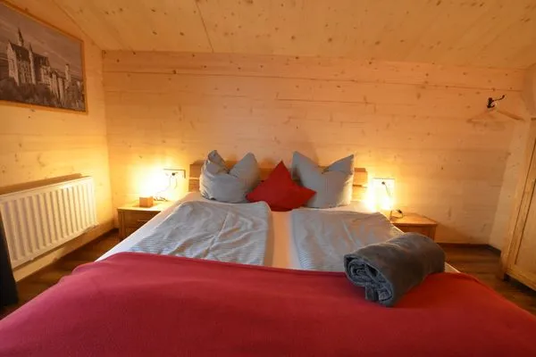 Schlafzimmer 1  Holzar Chalet - Feriendorf Via Claudia Haus 72