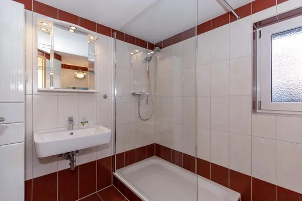 Badezimmer  Ferienwohnung Ostseetraum