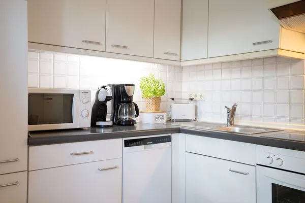 Küche / Küchenzeile  (MEI71) Ferienwohnung "Strandlust"