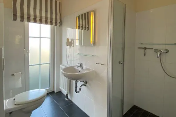 Badezimmer  Ferienwohnung Strandkorb im AnnaHus