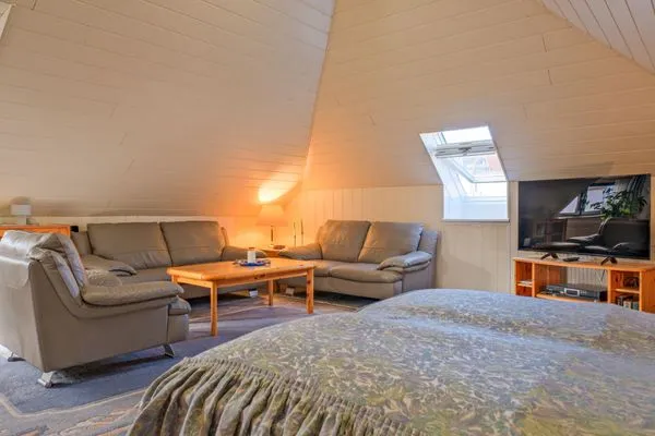 Schlafzimmer  Ferienwohnung Neue Reihe 83 a