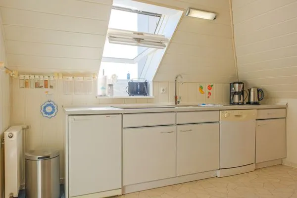 Küche / Küchenzeile  Ferienwohnung Neue Reihe 83 a