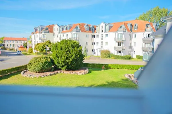 Gartenblick  Ferienwohnung Neue Reihe 83 a