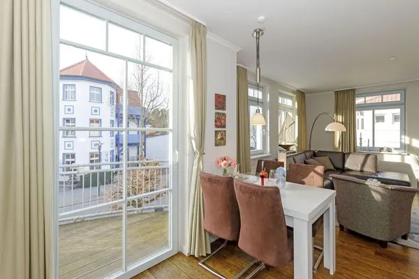 Wohnzimmer  Haus mit Ambiente Ferienwohnung See