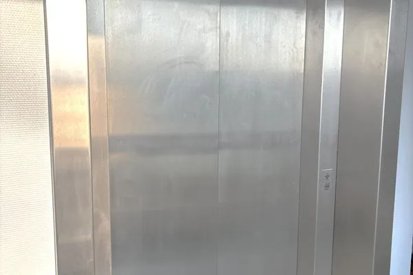 Aufzug  Penthouse 11