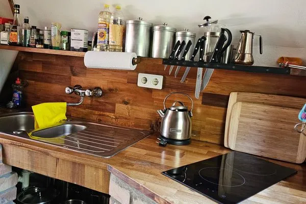 Küche / Küchenzeile  Finnhütte Onkel Lutz