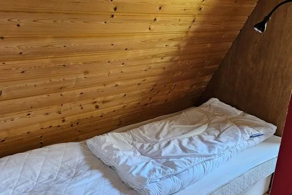 Schlafzimmer  Finnhütte Onkel Lutz