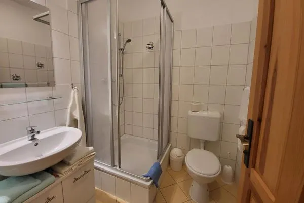 Badezimmer  Pension Schmelzer Wohnung 28