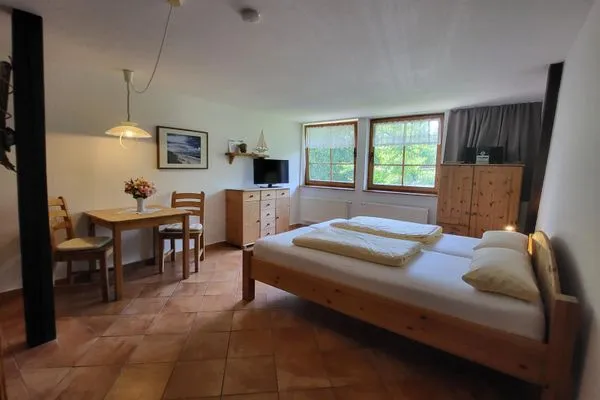 Schlafzimmer  Pension Schmelzer Wohnung 9