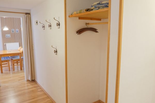  Ferienwohnung 1 "Der Künstlergarten"  - Flur