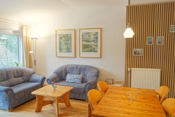  Ferienwohnung 1 "Der Künstlergarten"  - Ess- und Wohnbereich